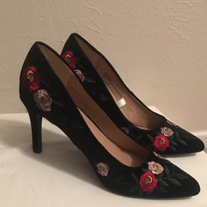 ❤️🌹A new day floral heels🌹❤️